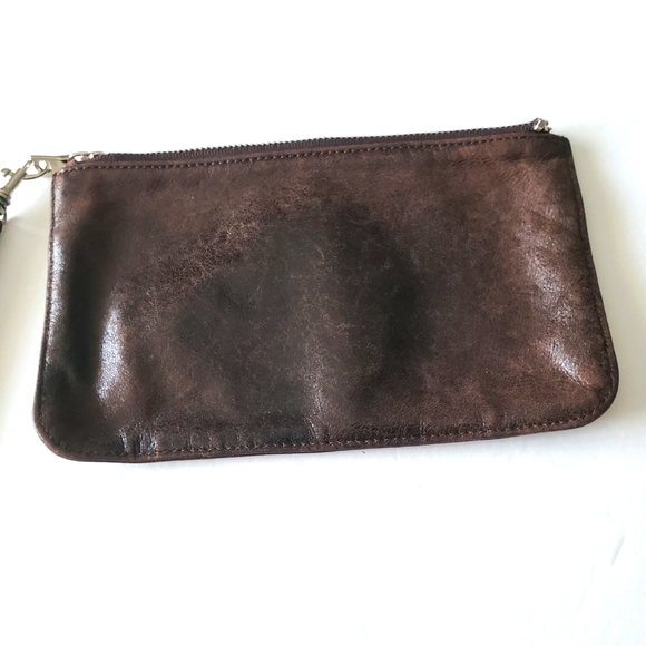 Rudsak Clutch Wristlet Distressed Leather Brown - Picture 3 of 10
